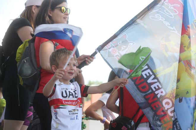 Na dirki Po Sloveniji se je v 10-urnem neposrednem TV prenosu na svetovni TV mreži Eurosport predstavilo 39 destinacij in 66 turističnih posebnosti Slovenije. FOTO: Dejan Javornik
