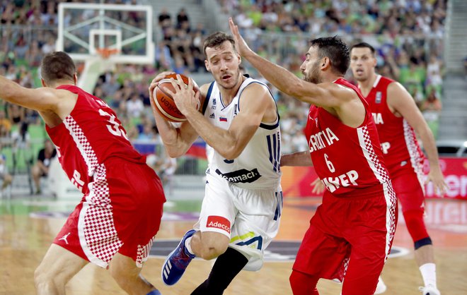 Goran Dragić bo drevi zadnjič dal dodatno energijo reprezentančnim soigralcem v Stožicah. FOTO: Roman Šipić/Delo
