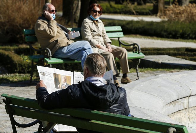 Tiskani mediji imajo v Sloveniji velik družbeni pomen, saj dosegajo pomembno število bralcev. FOTO: Matej Družnik/Delo
