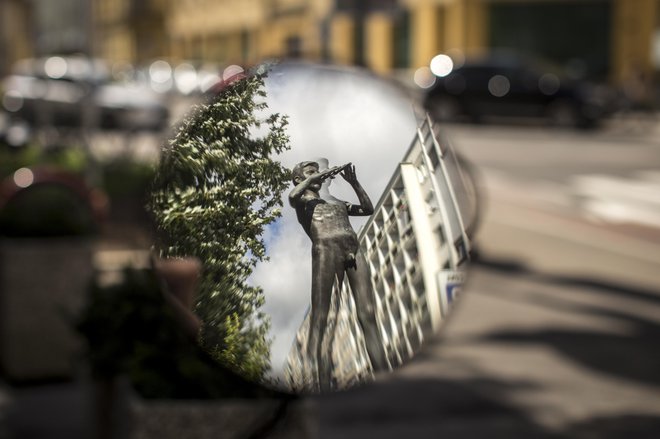 Ker je stanje na RTV Slovenija alarmantno, so zakon po besedah ministrice za kulturo vložili po nujnem postopku. FOTO: Voranc Vogel/Delo
