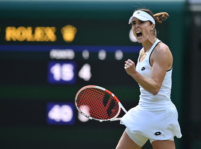 Alize Cornet ni skrivala izjemnega veselja ob zmagi proti prvi favoritinji. FOTO:&nbsp;Glyn Kirk/AFP
