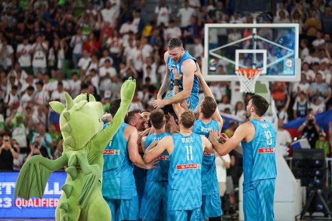 Goran Dragić je tudi po domnevno zadnji reprezentančni tekmi proti&nbsp; Švedski še neodločen v zvezi s prihodnsotjo v slovenskem dresu. FOTO: Sandi Fišer/mediaspeed
