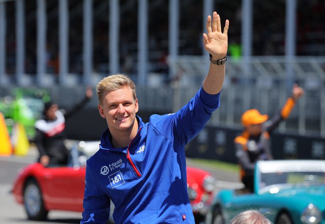 Mick Schumacher se že veseli nedeljske preizkušnje v Spielbergu. FOTO: Christinne Muschi/Reuters
