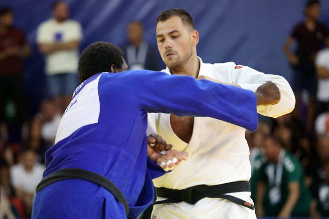 Sveži sredozemski prvak Vito Dragič, desno, je udarni slovenski adut v Budimpešti. FOTO: OKS/facebook
