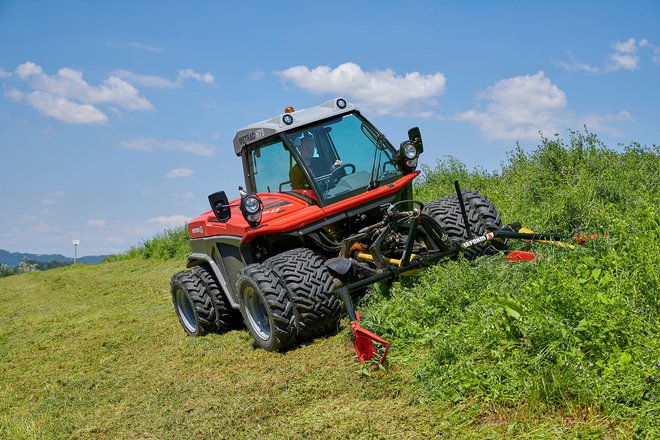 Traktor je vozil brez vozniškega dovoljenja. Fotografija je simbolna. FOTO: Reform
