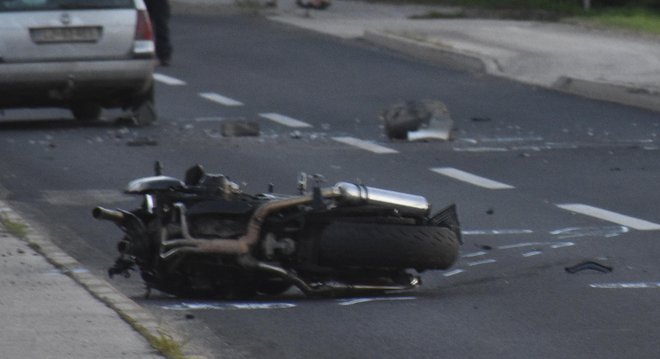 Motorist&nbsp; ni preživel. Fotografija je simbolna. FOTO: O. B.
