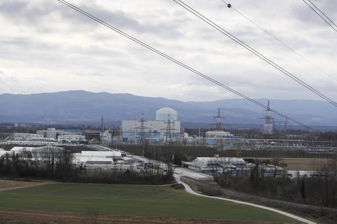 Druga jedrska elektrarna bi preprečila polovično odvisnost Slovenije od uvoza elektrike. FOTO: Leon Vidic/Delo
