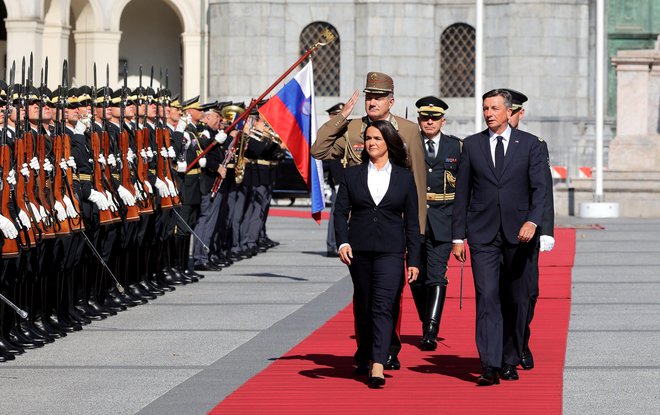 Gostja je posebej izpostavila letošnjo 30. obletnico vzpostavitve diplomatskih odnosov in naštela vrsto področij, od gospodarstva do kulture, na katerih državi že ves ta čas uspešno sodelujeta. FOTO: Daniel Novakovič/STA
