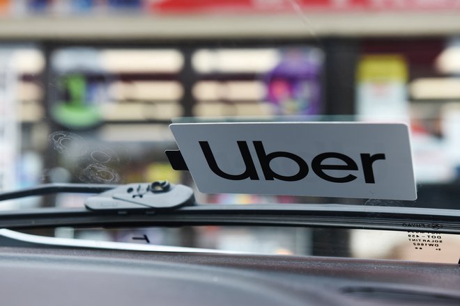 Uber se je pri hitri širitvi opiral na subvencionirane voznike in znižane cene prevozov. FOTO: Callaghan O&#39;hare/Reuters
