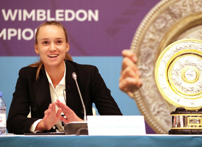 Wimbledonska zmagovalka je zdaj 23. na lestvici WTA, napovedala pa je napad prav na vrh. Foto Pavel Mihejev/Reuters
