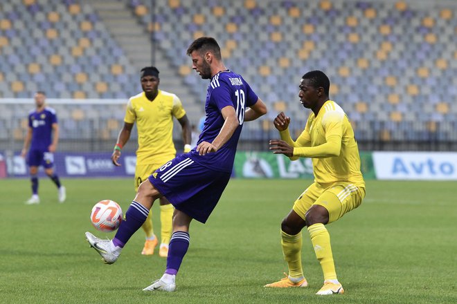 Roko Baturina, strelec obeh golov Maribora na štirih tekmah nove sezone, je bil proti branilcem Šerifa v sredo nemočen. Foto Marko Pigac/MP Produkcija
