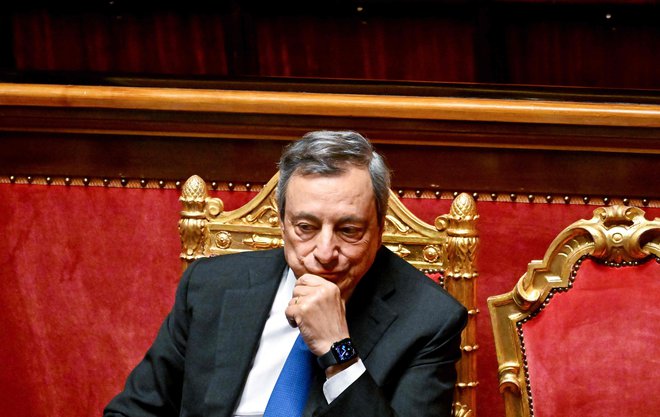 Tudi to, da Mario Draghi ne bo več italijanski premier, lahko vznemiri vlagatelje, ki si na evropskem jugu ne želijo še več negotovosti.

FOTO: Andreas Solaro/AFP
