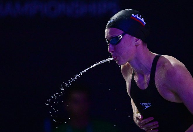 Janja Šegel pred polfinalnim nastopom na 100 metrov prosto na junijskem svetovnem prvenstvu v&nbsp;Budimpešti. FOTO: Marton Monus/Reuters

