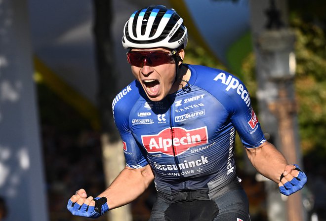 Jasper Philipsen je zmagovalec zadnje, 21. etape 109. Toura: FOTO:&nbsp;Marco Bertorello Afp
