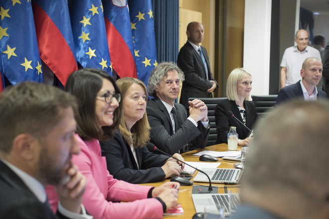 Ministrstvo za finance bo do jeseni pripravilo dokončen predlog proračunskih dokumentov, ki bodo pokazali, kakšne so prioritete Golobove vlade. FOTO: Jure Eržen/Delo
