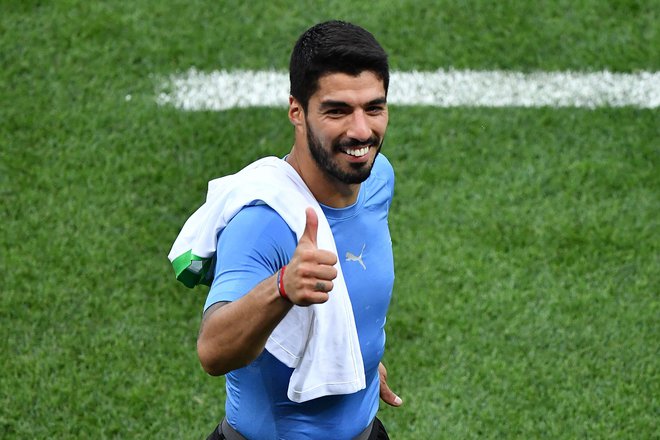 Luis Suarez se vrača v domovino. FOTO: Joe Klamar/AFP
