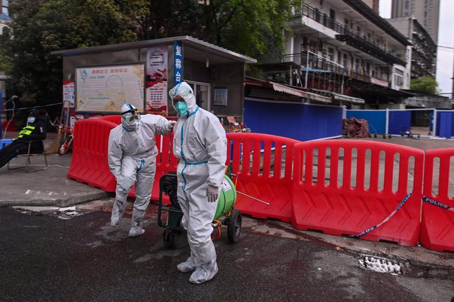 Vse do pred kratkim je bila stopnja precepljenosti na Kitajskem skrb vzbujajoče nizka.&nbsp;FOTO:&nbsp;Hector Retamal/Afp
