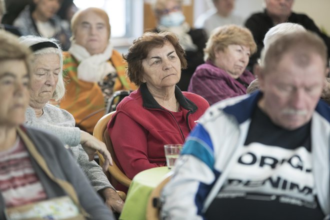 Višji prilivi od načrtovanih in visoka inflacija so spodbudili zahteve po izrednem zvišanju pokojnin. FOTO: Jure Eržen
