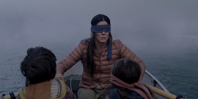 Bird Box (Ptičja kletka) je med tremi doslej najbolj priljubljenimi filmi na Netflixu. FOTO:&nbsp; Netflix
