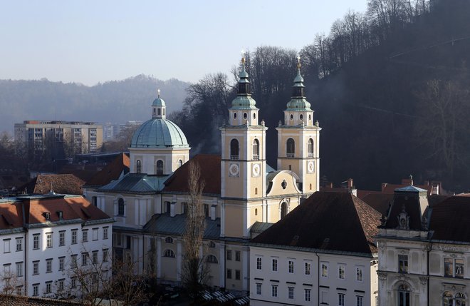 Ljubljanska stolnica, sedež ljubljanske nadškofije, sedež slovenske katoliške Cerkve.&nbsp;FOTO:&nbsp;Matej Družnik
