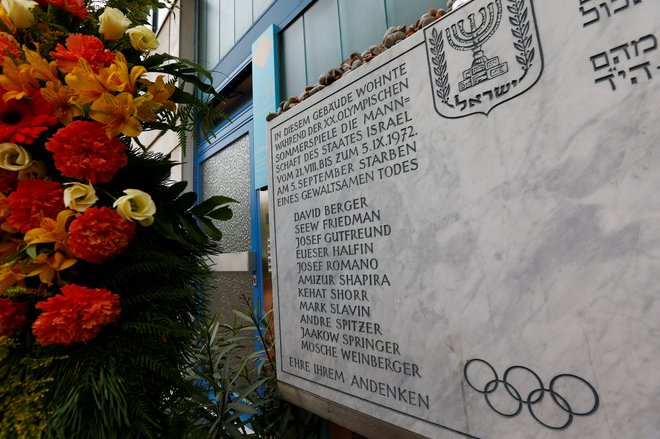 Vhod v hišo, v kateri so palestinski teroristi septembra 1972 ugrabili in nato pobili izraelske olimpijce. FOTO: Michael Dalder/Reuters
