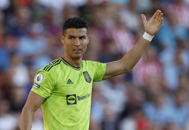 Cristiano Ronaldo se je le nemočno zlil z obupnimi predstavami soigralcev pri Manchester Unitedu. FOTO: John Sibley/Reuters

