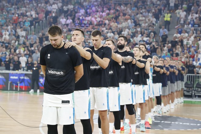 Slovenska reprezentanca pričakuje številne izzive z Luko Dončićem na čelu. FOTO: Leon Vidic/Delo
