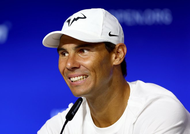 Rafael Nadal je pred uvodno partijo zadnjega velikega slama novinarjem v New Yorku razkril svoje poglede o odsotnosti velikega tekmeca Novaka Đokovića. FOTO: Elsa/AFP
