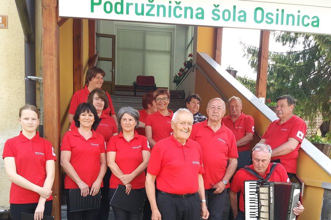 Pevci iz Novega in Starega Kota so nastopili tudi v Osilnici. FOTO: Osebni arhiv
