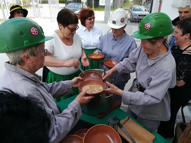 Podražitev hrane vpliva na stroške zaposlenih za hrano. FOTO:&nbsp;Mitja Felc
