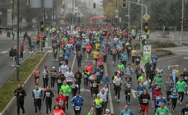 Bodo zaradi volitev Ljubljanski maraton preložili? Tudi to se lahko zgodi. FOTO: Blaž Samec/Delo
