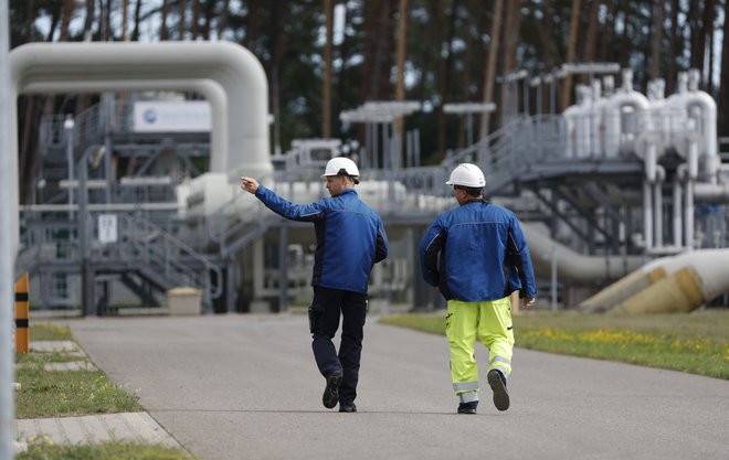 Cenovna kapica za plin, ki ga Rusija izvaža v EU po plinovodih, bi delovala, ker Rusija nima dovolj infrastrukture za prodajo drugam. FOTO: Odd Andersen/AFP
