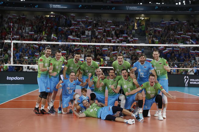 Slovenski odbojkarji so izločili Nemčijo, v sredo se bodo potegovali za uvrstitev v polfinale svetovnega prvenstva. FOTO: Leon Vidic
