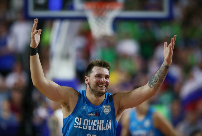 36 točk je druga najboljša bera Luke Dončića v reprezentanci, na lanskih OI jih je Argentini nasul 48. FOTO: Thilo Schmuelgen/Reuters
