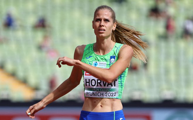 Anita Horvat med tekom na 800 m na nedavnem evropskem prvenstvu v Münchnu. FOTO: Wolfgang Rattay/Reuters
