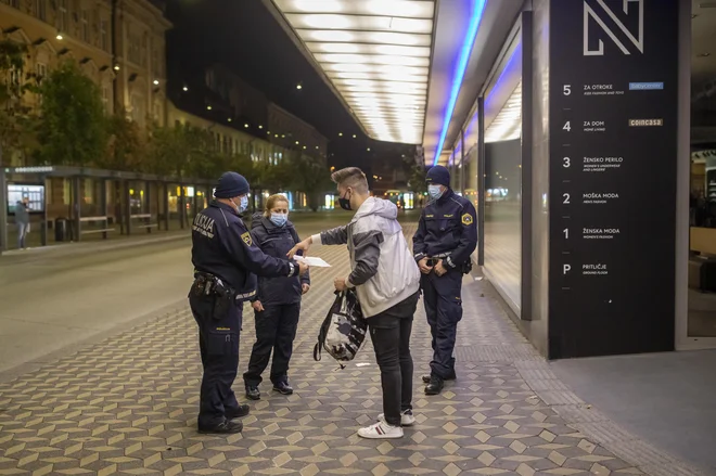 Posledice prekrškovnih postopkov ali glob, ki so bile izrečene na podlagi neustavnih nezakonitih ali nesorazmernih predpisov, bodo sanirali. FOTO:&nbsp;Voranc Vogel/Delo
