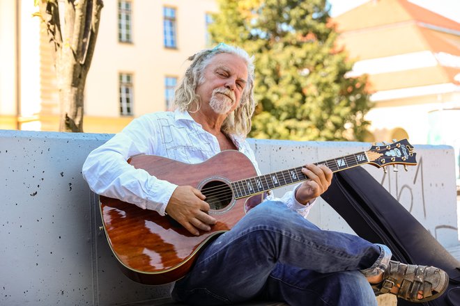 Glasbenik Igor Leonardi je programski vodja Jazz cluba Ljubljanski grad. Foto Črt Piksi
