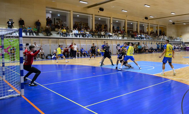 Prvo bitko s Celjani za slovenski superpokal so pred začetkom ligaške sezone v Gornji Radgoni dobili Velenjčani. FOTO: Slavko Kolar/RK&nbsp;Celje Pivovarna Laško
