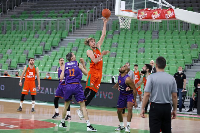 Košarkarji Cedevite Olimpije in Helios Suns se bodo že 23. septembra pomerili za superpokal.&nbsp;FOTO: Cedevita Olimpija
