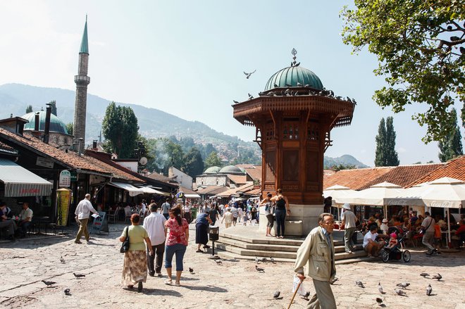 Težko je bilo do trenutka, ko je resnično spoznala, da bo v Sarajevu ostala &ndash; da mora sprejeti bosanski način življenja in ga tudi sama začeti živeti, pravi Verica Džindo. FOTO: Shutterstock
