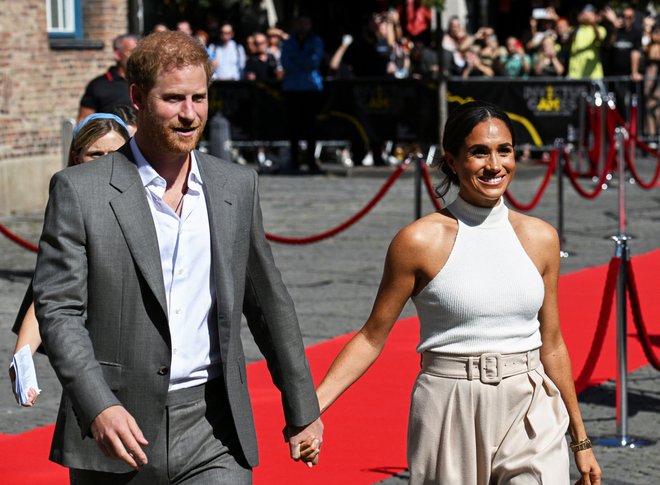 Susseška se ravno te dni mudita v Evropi, Harry je menda včeraj na grad Balmoral pripotoval sam. FOTO:&nbsp; Benjamin Westhoff/Reuters
