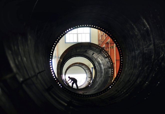 Najbolj leva stranka na slovenskem političnem parketu je ob svojem predlogu obvezne božičnice prezrla nevarnost inflacijske spirale. FOTO: China Daily/Reuters
