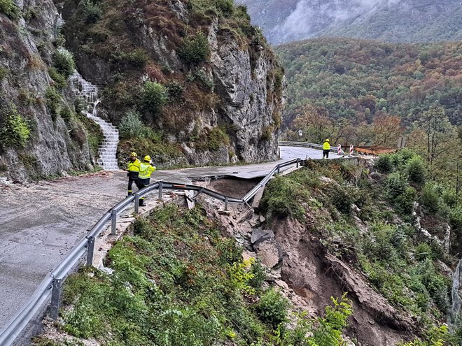 Cesta Kobarid–Bovec. FOTO: Gasilska enota Kobarid
