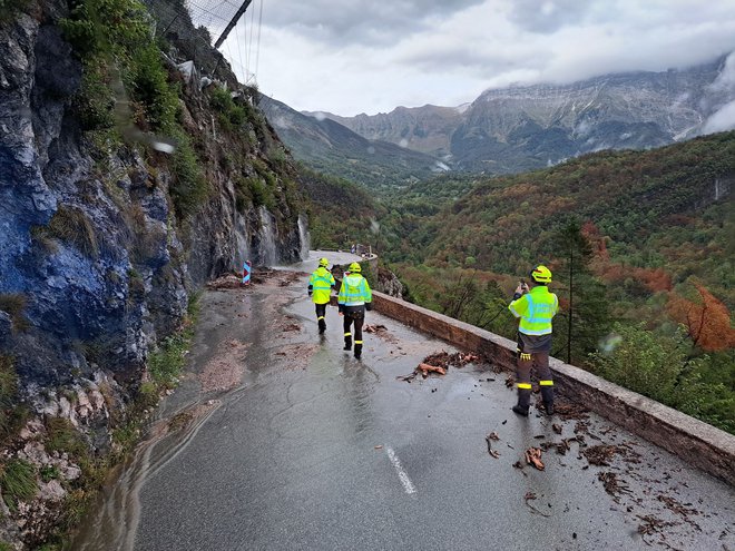 Cesta Kobarid–Bovec. FOTO: Gasilska enota Kobarid
