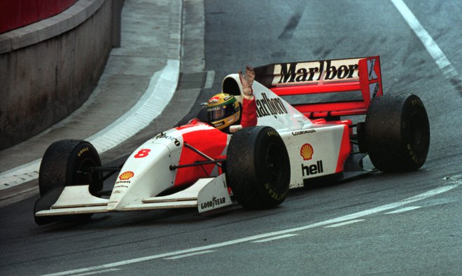 &raquo;Ne moreš prehiteti petnajstih avtomobilov v sončnem vremenu, lahko pa jih v dežju,&laquo; je dejal nekdanji šampion formule ena Ayrton Senna. FOTO: Patrick De Noirmont/Reuters
