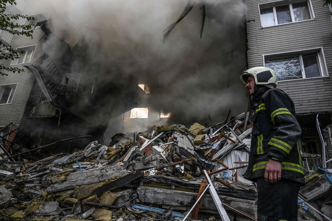 Mesto Bahmut po še enem ruskem napadu FOTO: Juan Barreto/AFP
