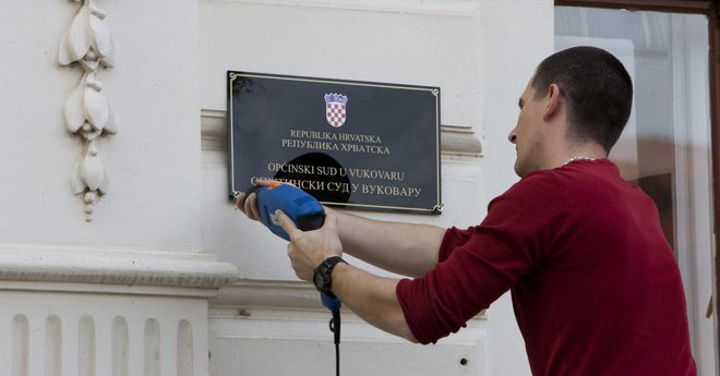 Spori zaradi dvojezičnosti v Vukovarju so se vrstili kot po tekočem traku. FOTO:&nbsp;Vlado Kos/CROPIX
