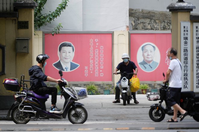 Največja skrb Kitajcev se skriva v vprašanju, kako bo Xi pod pritiski krize ohranil stabilnost znotraj lastnih meja. Pred isto preizkušnjo je klonil Mao. FOTO: Aly Song/Reuters
