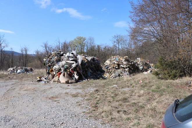 V skupni preiskavi so dokazali več kot 70 nezakonitih pošiljk odpadkov. FOTO: PU Koper 
