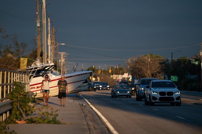 Ameriški mediji na podlagi poročil lokalnih oblasti poročajo o najmanj 12 smrtnih žrtvah. FOTO:&nbsp;Sean Rayford/AFP
